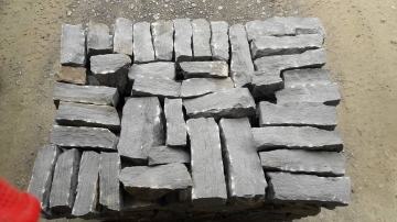 Masselli tranciato 10/15  18/25 per rivestimento muri